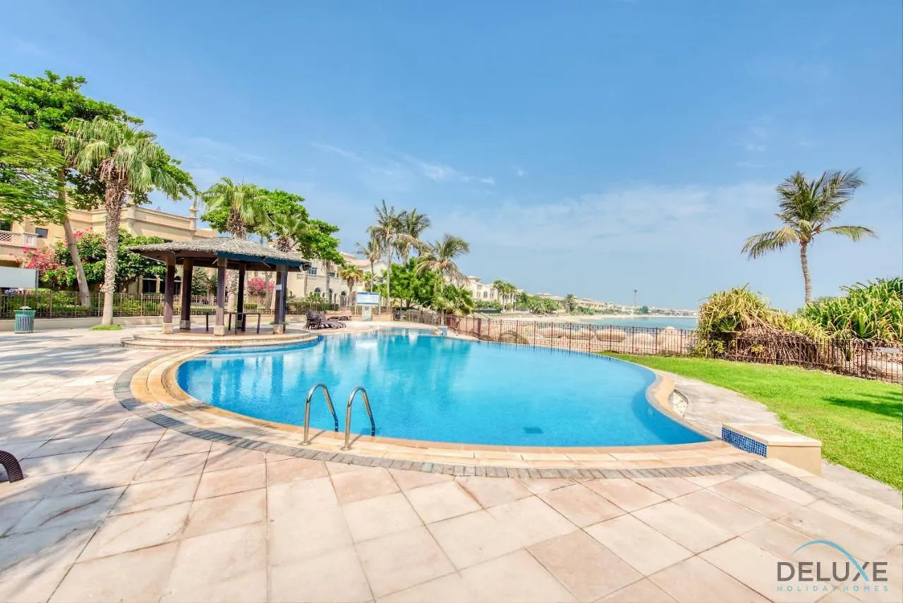 Splendid 5Br Villa At Canal Cove Palm Jumeirah By Deluxe Holiday Homes Dubai