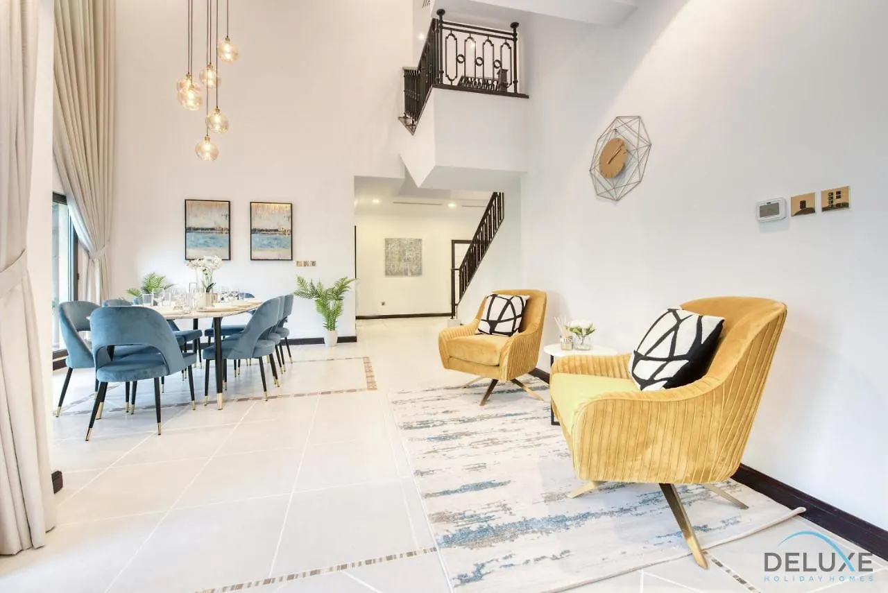 Splendid 5Br Villa At Canal Cove Palm Jumeirah By Deluxe Holiday Homes Dubai